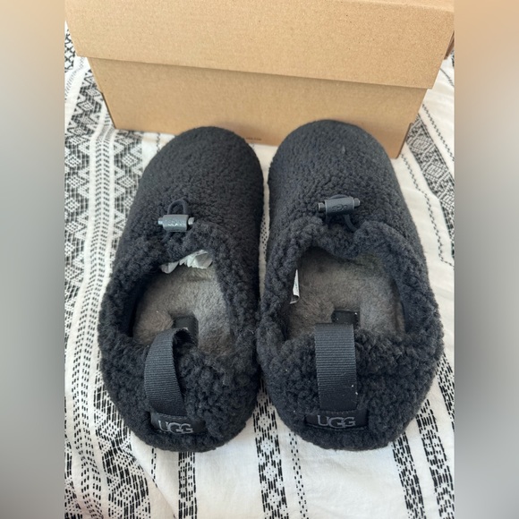 UGG plush slippers - Picture 2 of 4